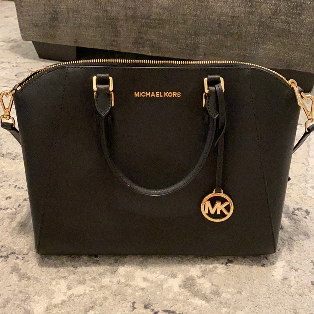 Black Michael Kors crossbody